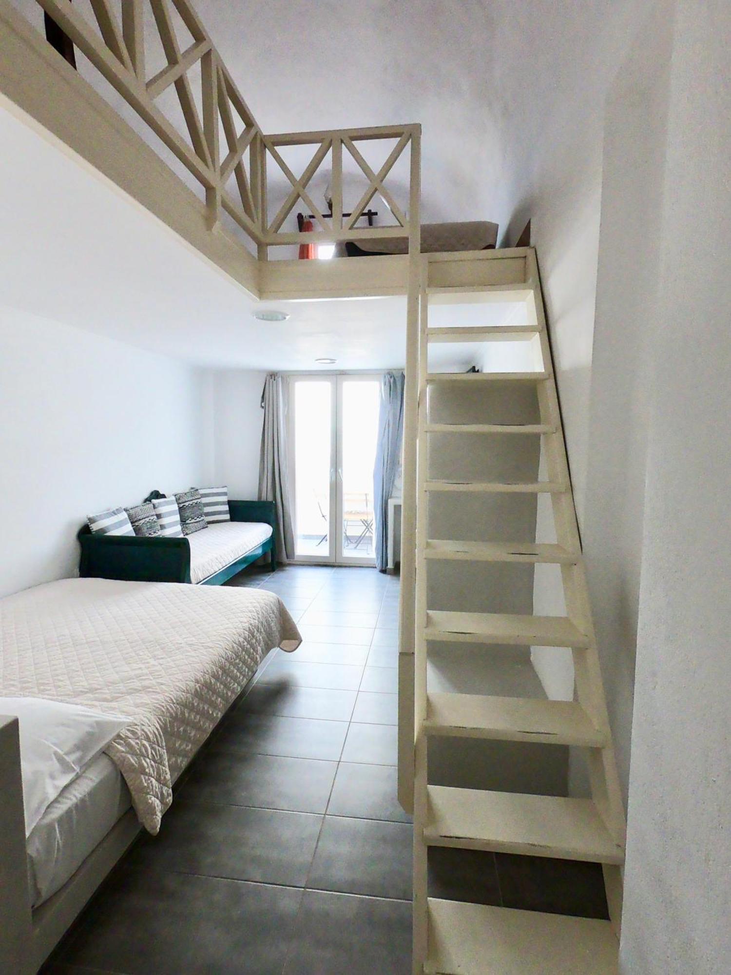 Anny Studios & Rooms Perissa Beach Exterior foto