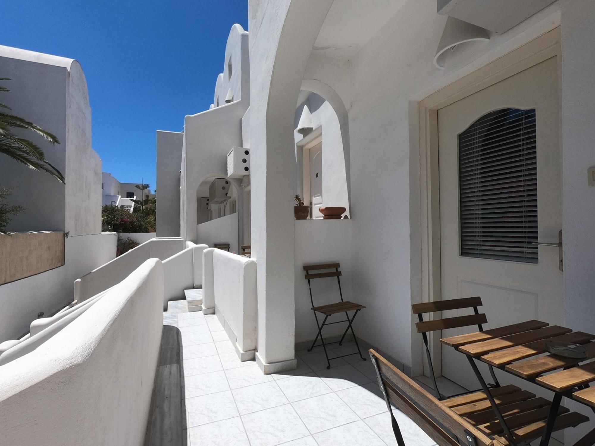 Anny Studios & Rooms Perissa Beach Exterior foto